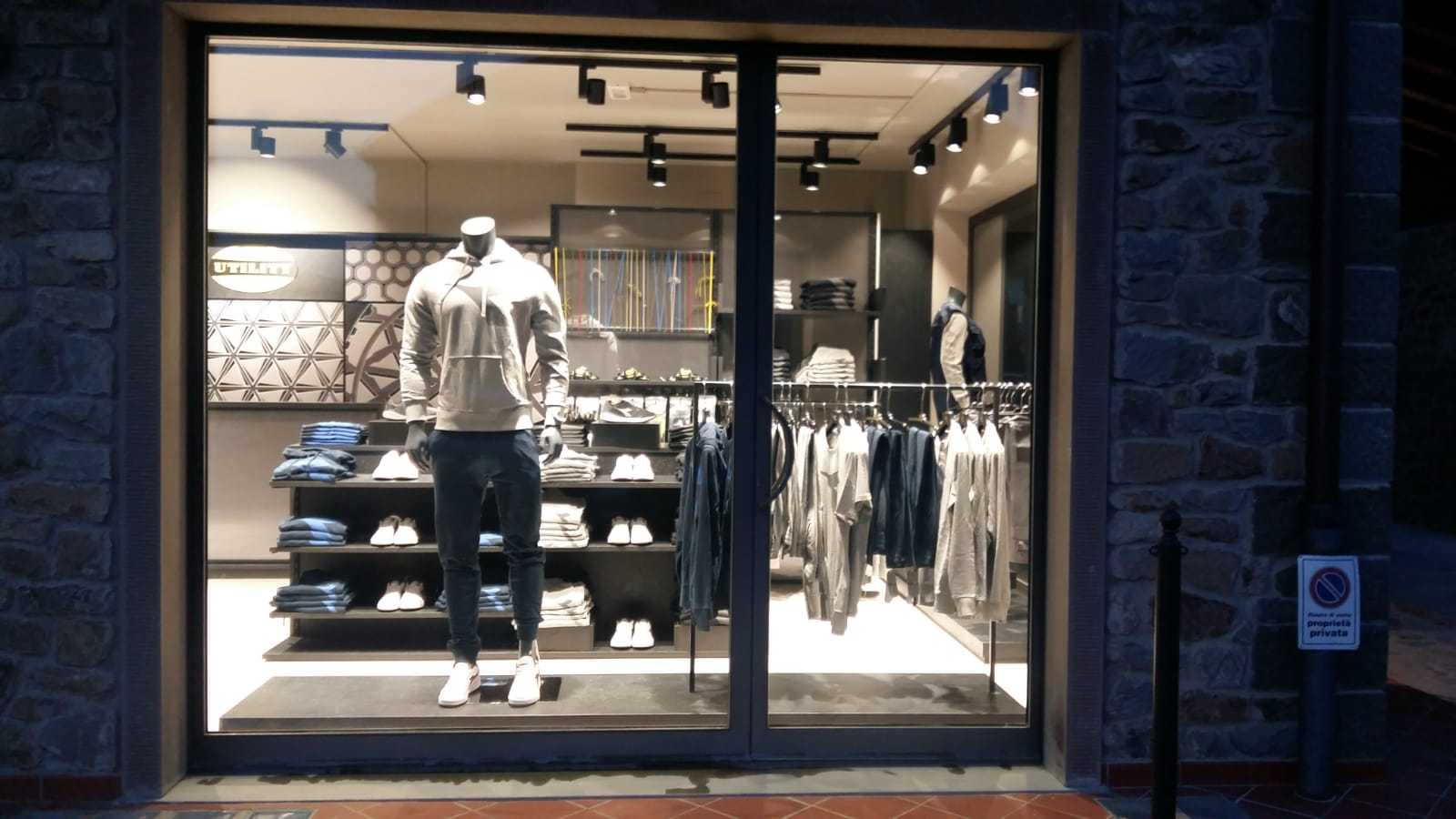 diadora outlet foiano